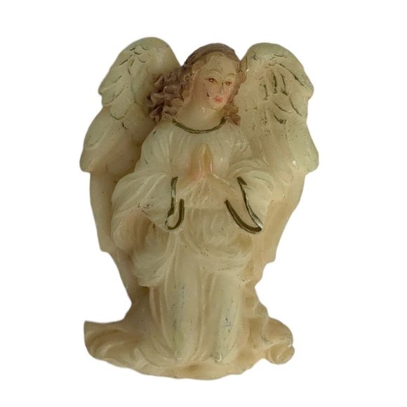 Vintage Angel Brooch Plastic Resin Detailed 1 3/4"h Pin - Picture 1 of 7